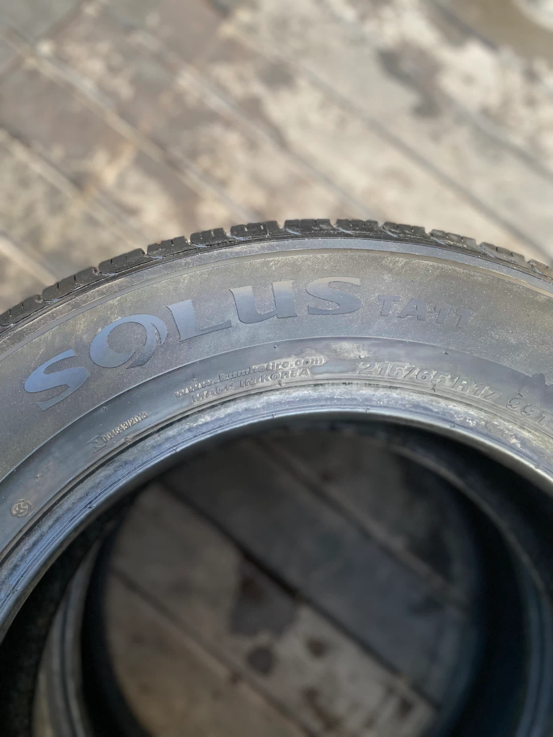 Kumho Solus TA71 Tire 215/65 R17 99T - photo 4