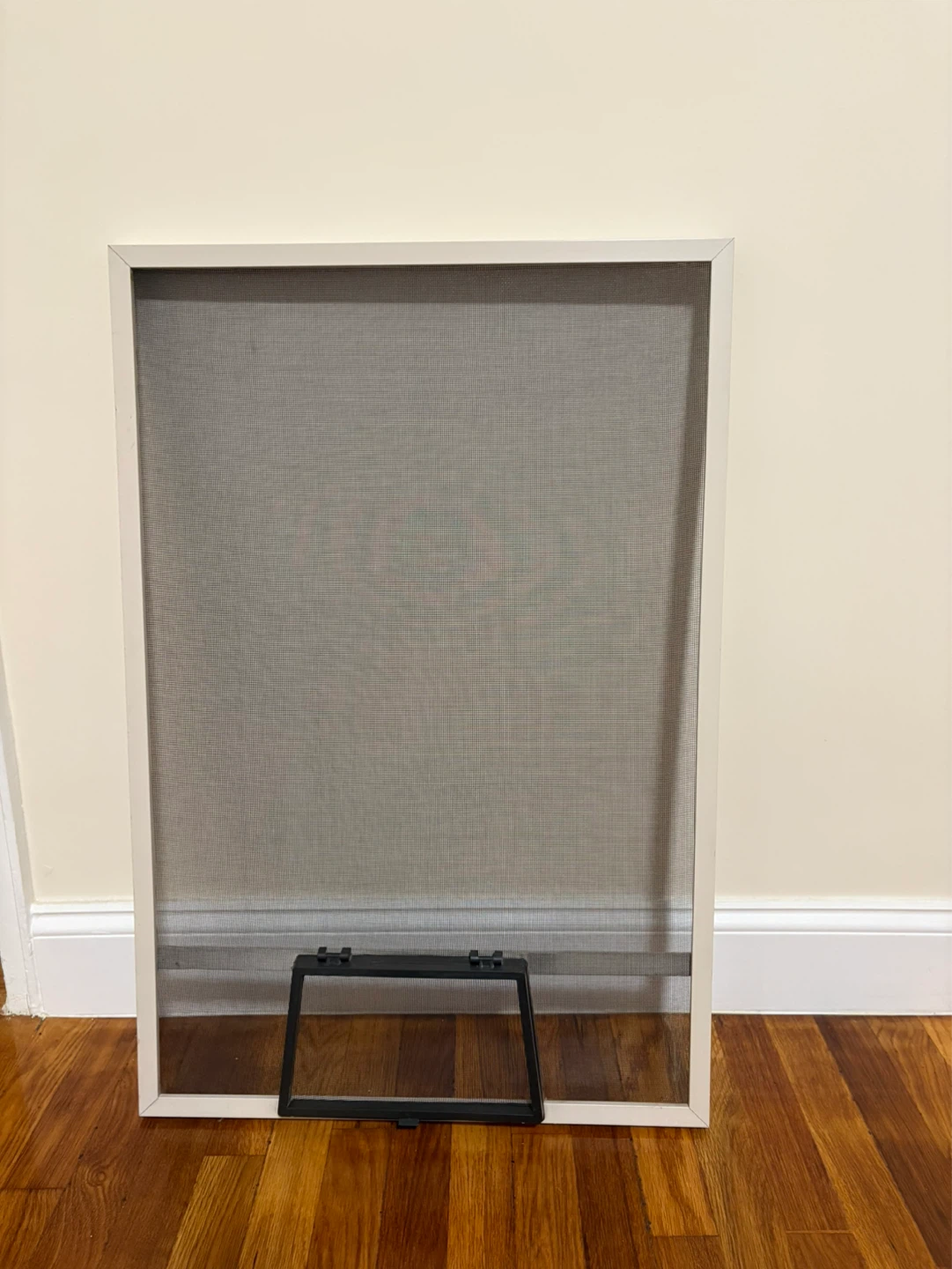 Mesh Window Screen 21.5” x 32” with door - photo 2