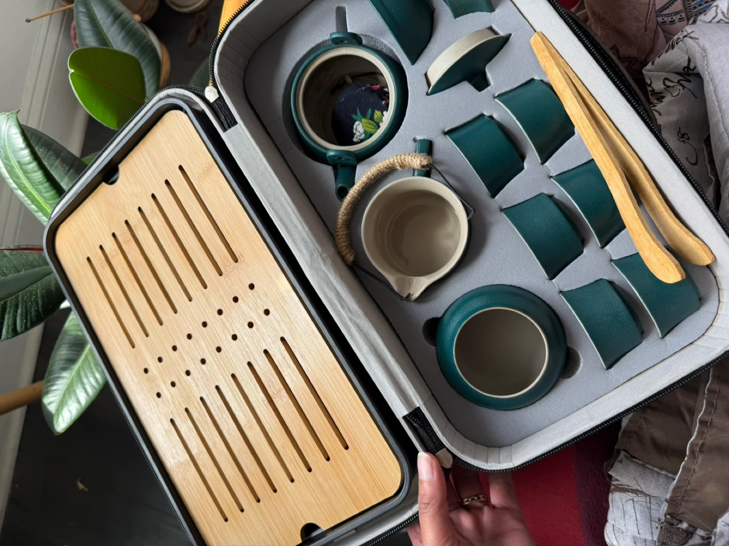 Ceramic Tea Set with Case - photo 4