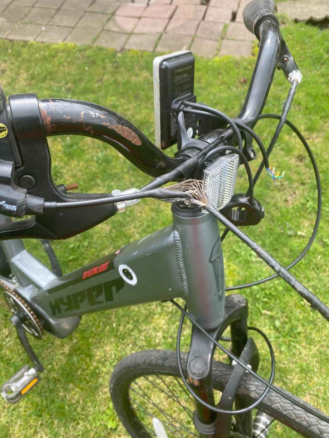 Hyper 36V Electric Assist Bicycle - photo 3