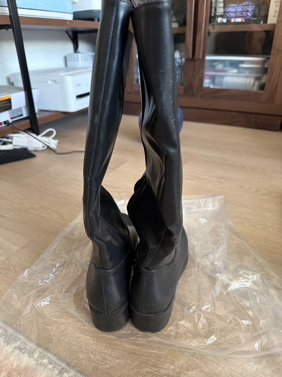 Black Knee-High Boots Size 8.5 - photo 3