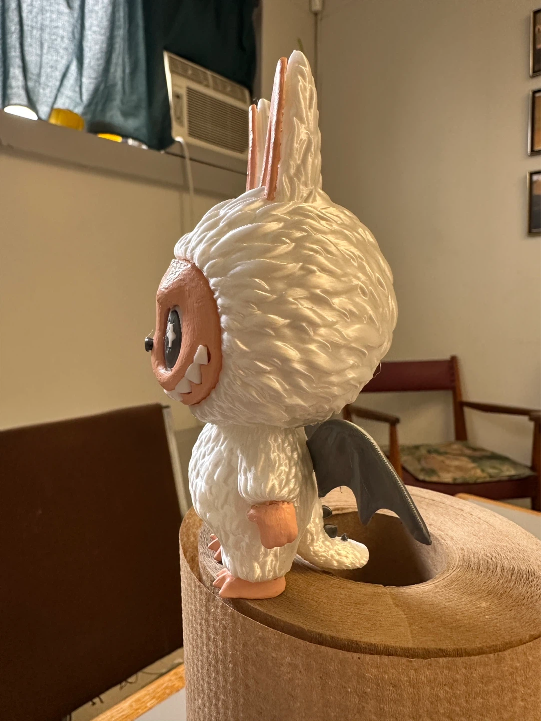 Lafufu monster White fluffy creature figurine with wings - photo 4