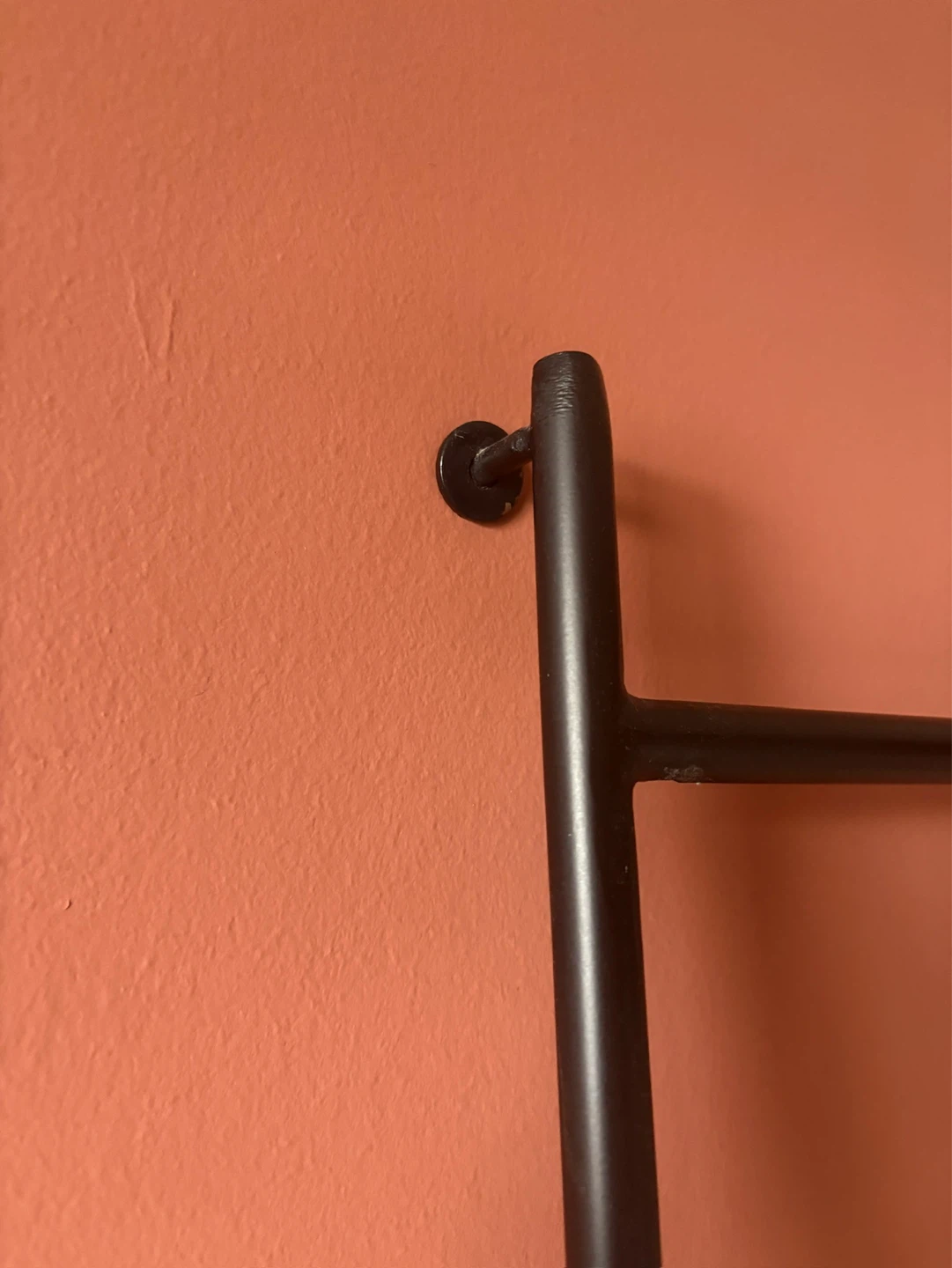 Crate & Barrel Jackson Towel Ladder - photo 2