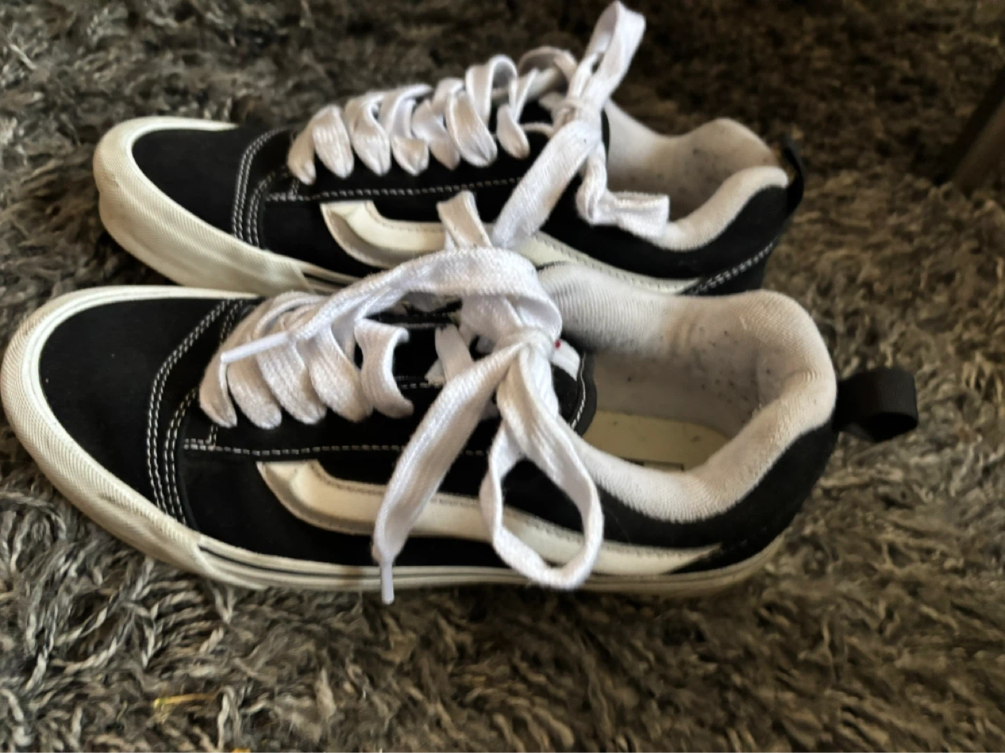 Vans Old Skool Black White Skate Shoes, man size 7.5 - photo 2