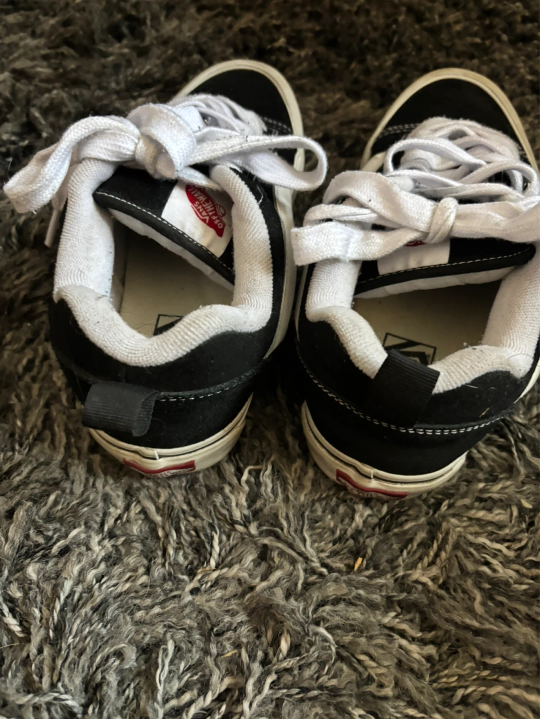 Vans Old Skool Black White Skate Shoes, man size 7.5 - photo 3