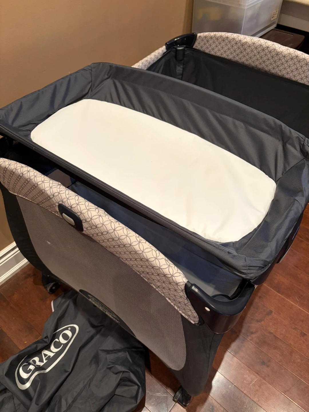 Graco Pack 'n Play Playard and accessaries - photo 5