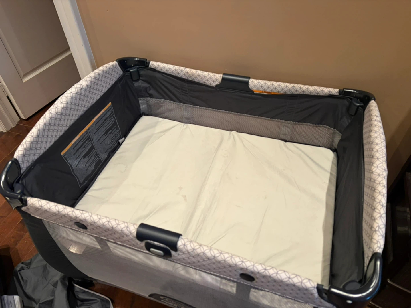 Graco Pack 'n Play Playard and accessaries - photo 4