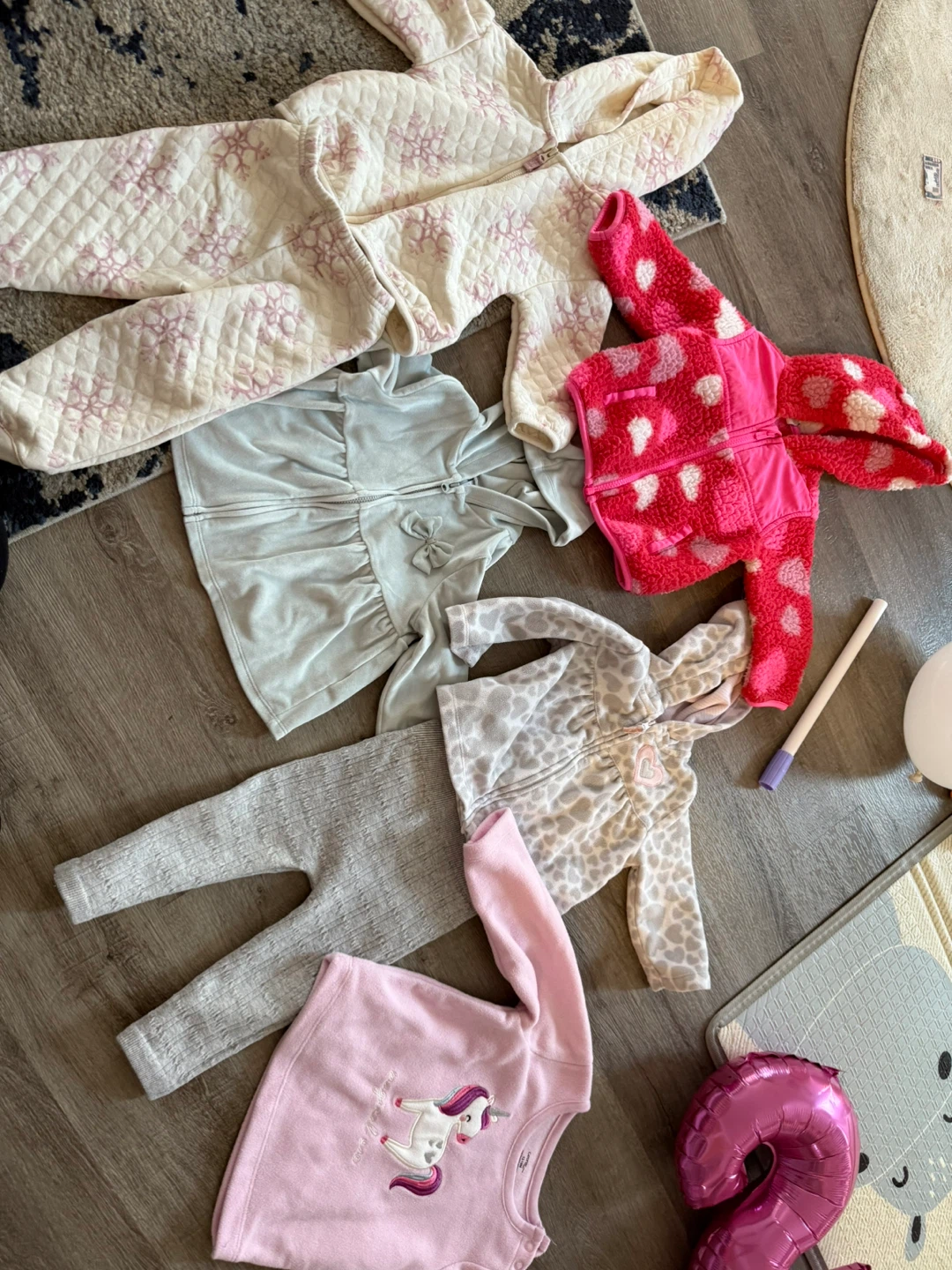 Baby Girls Clothing Bundle (Carter's, George) - Various Sizes