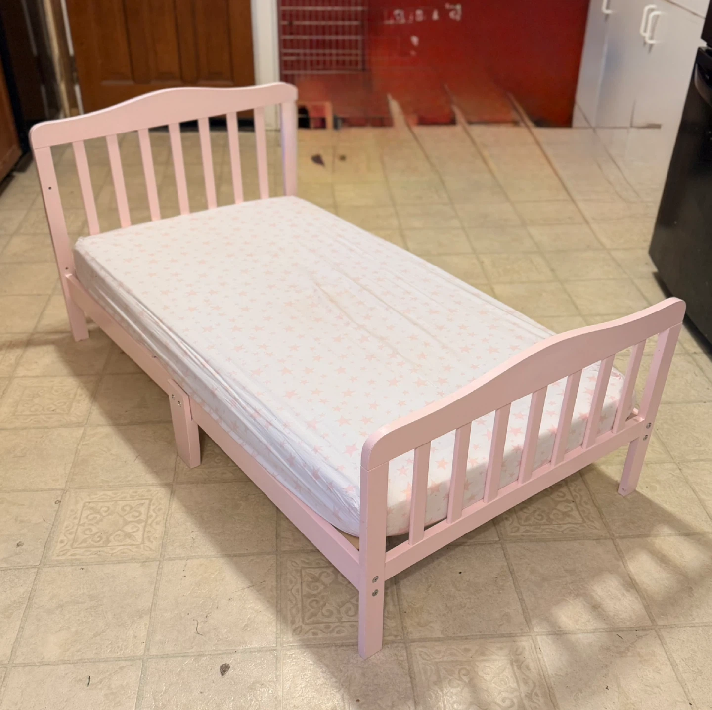 Cute Pink Toddler Bed & Mattress Set - photo 2