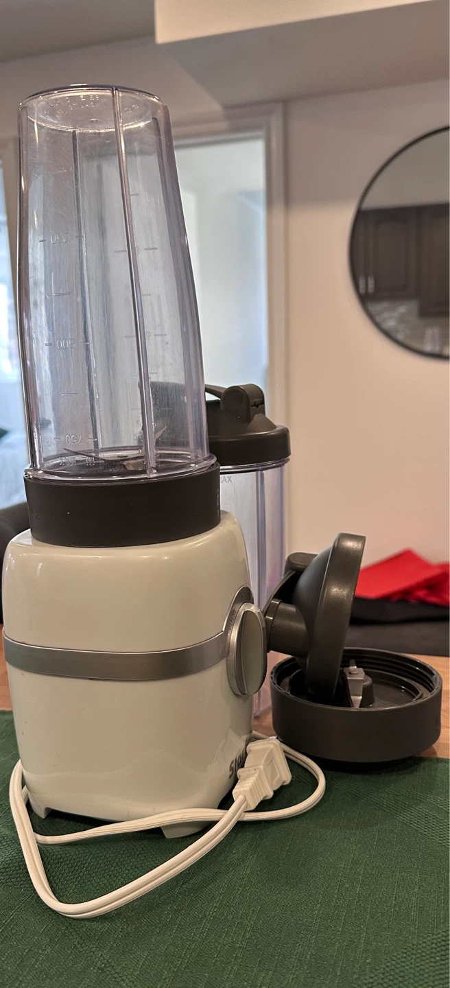 Personal Blender – Like New, Barely Used - photo 4