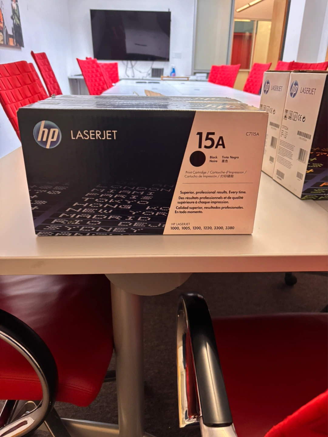 HP LaserJet 15A Black Toner Cartridge - photo 2