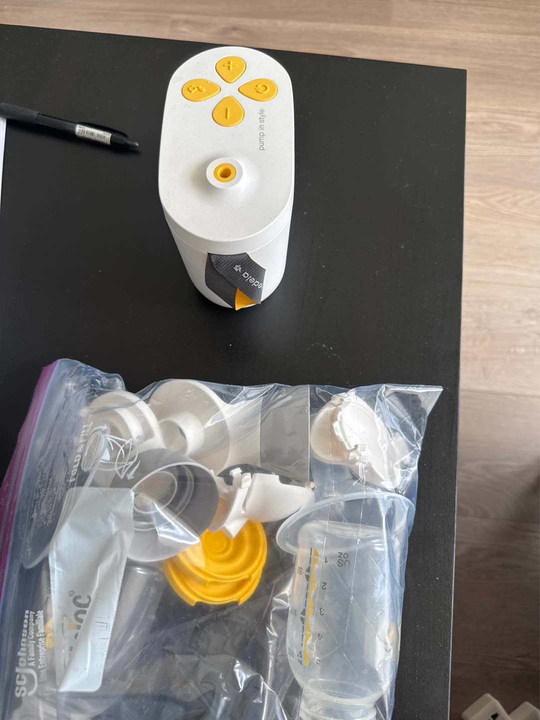 Medela Pump in Style Breast Pump plus lactation supports