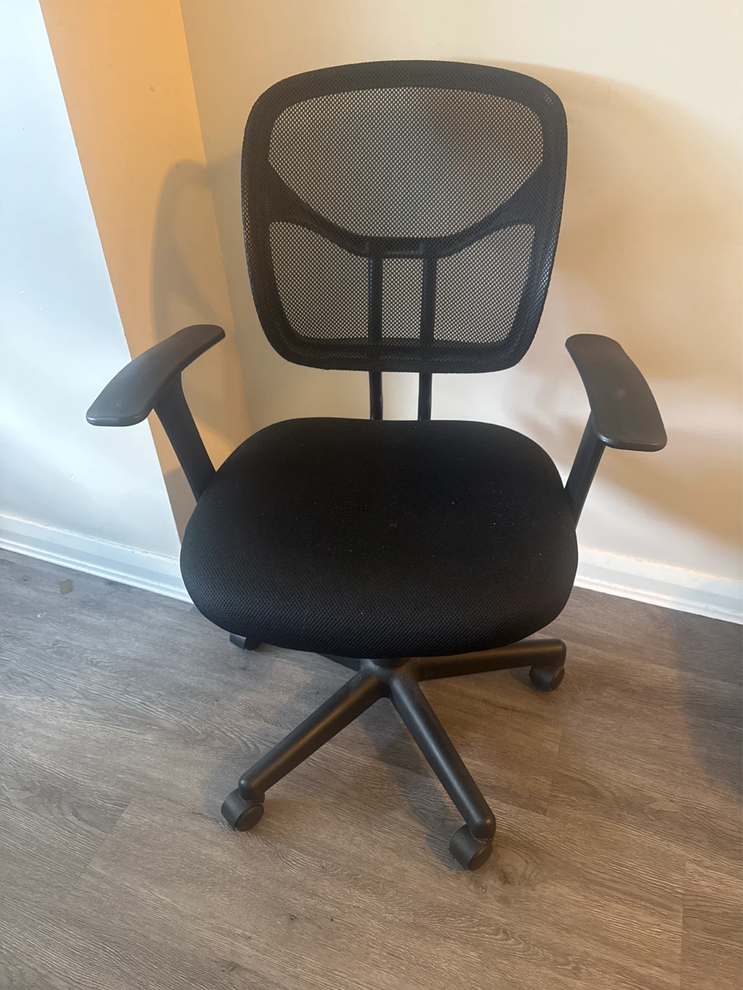 Black Mesh Back Office Chair