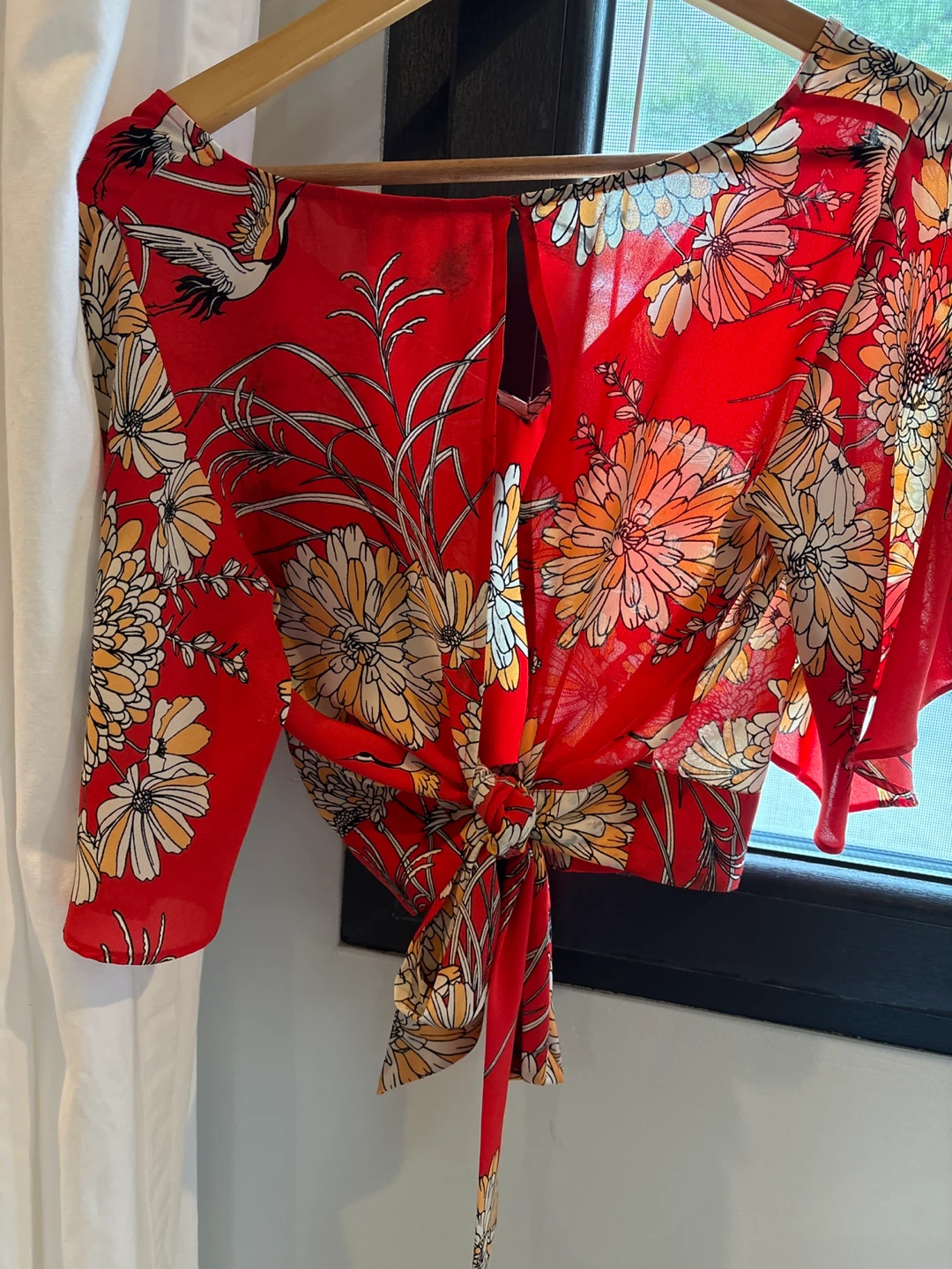 Express Red Floral Print Tie-Front Blouse Size S - photo 3