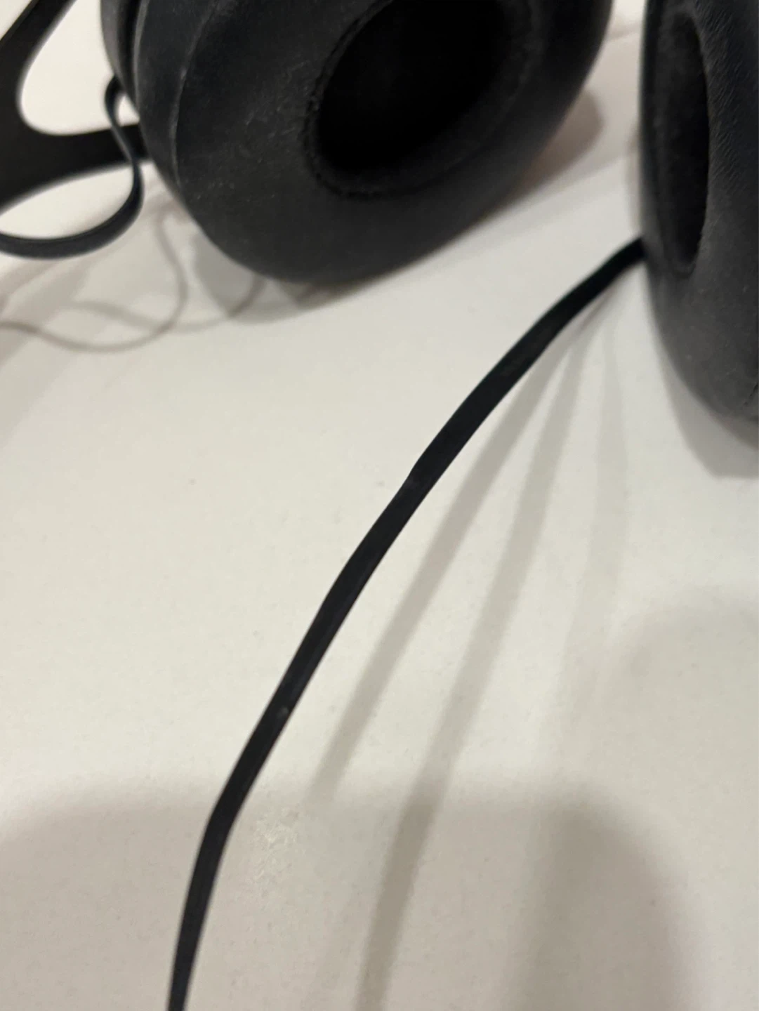 Beats by Dr. Dre EP wired in ear headphones - photo 5