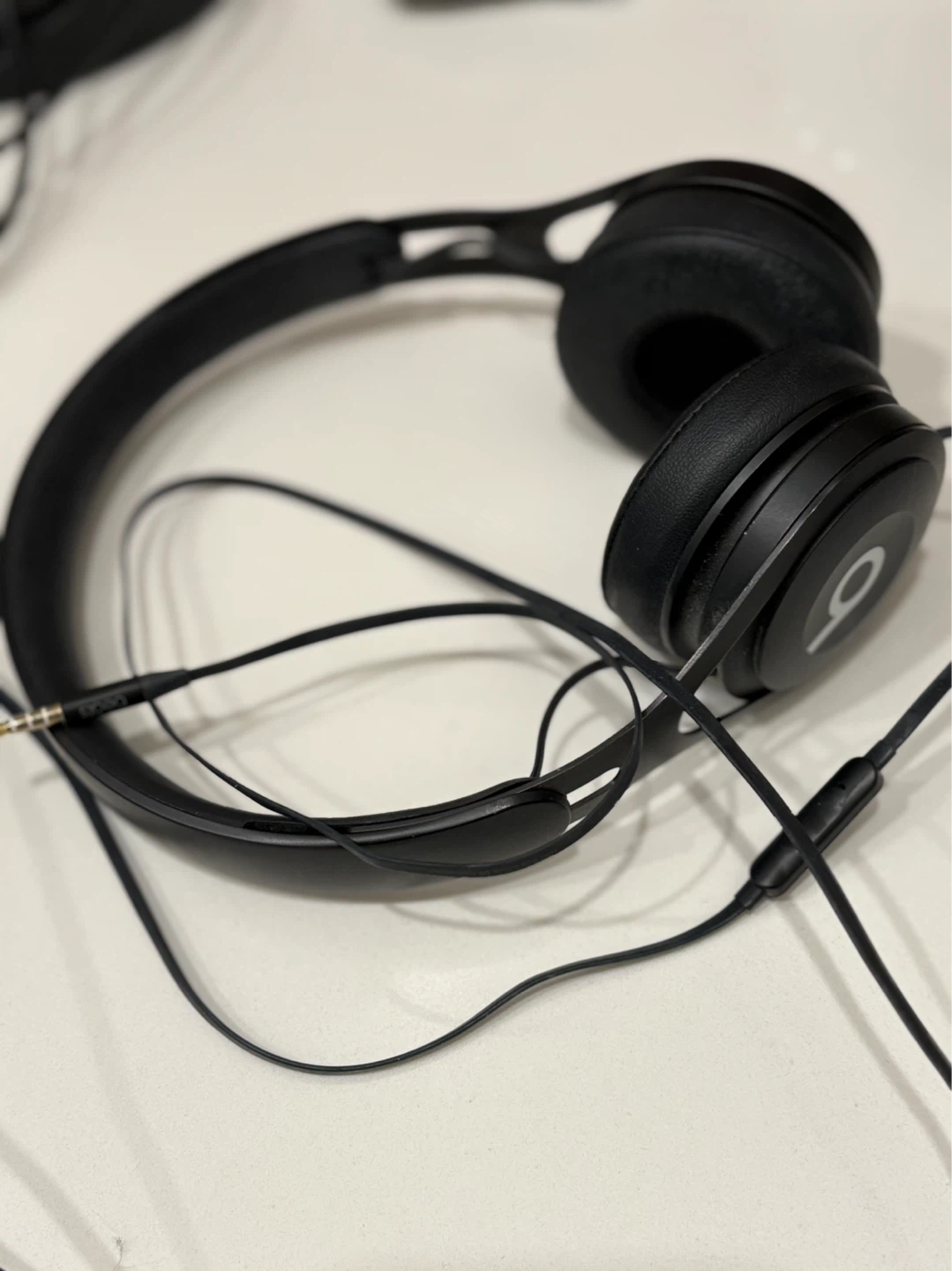 Beats by Dr. Dre EP wired in ear headphones - photo 3