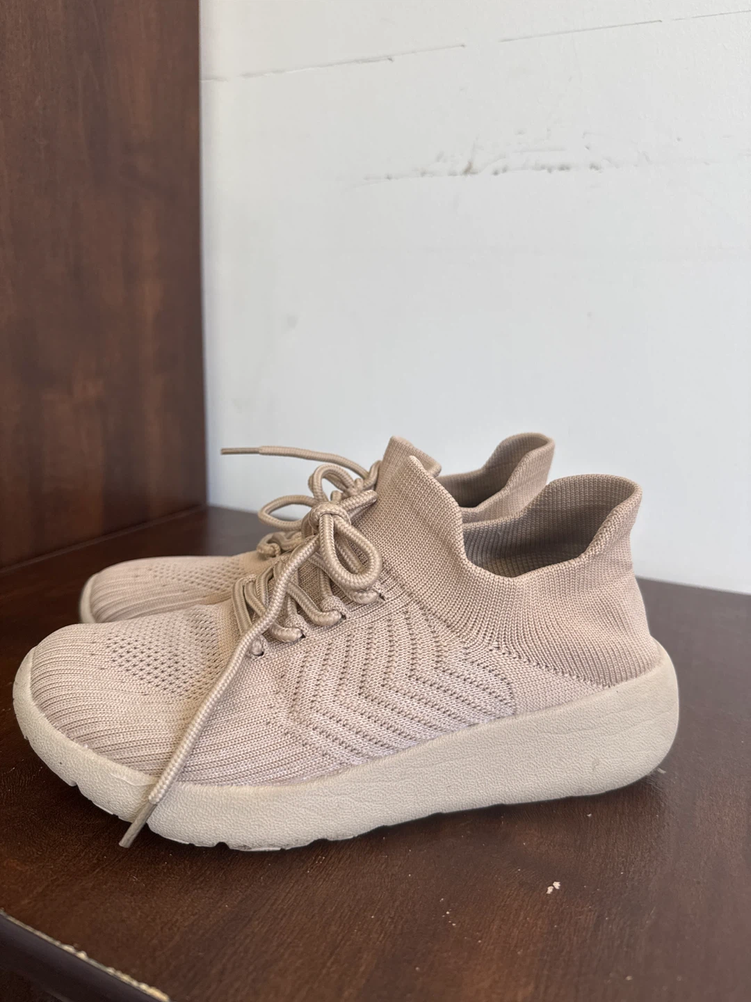 Women's Knit Sneakers - Beige