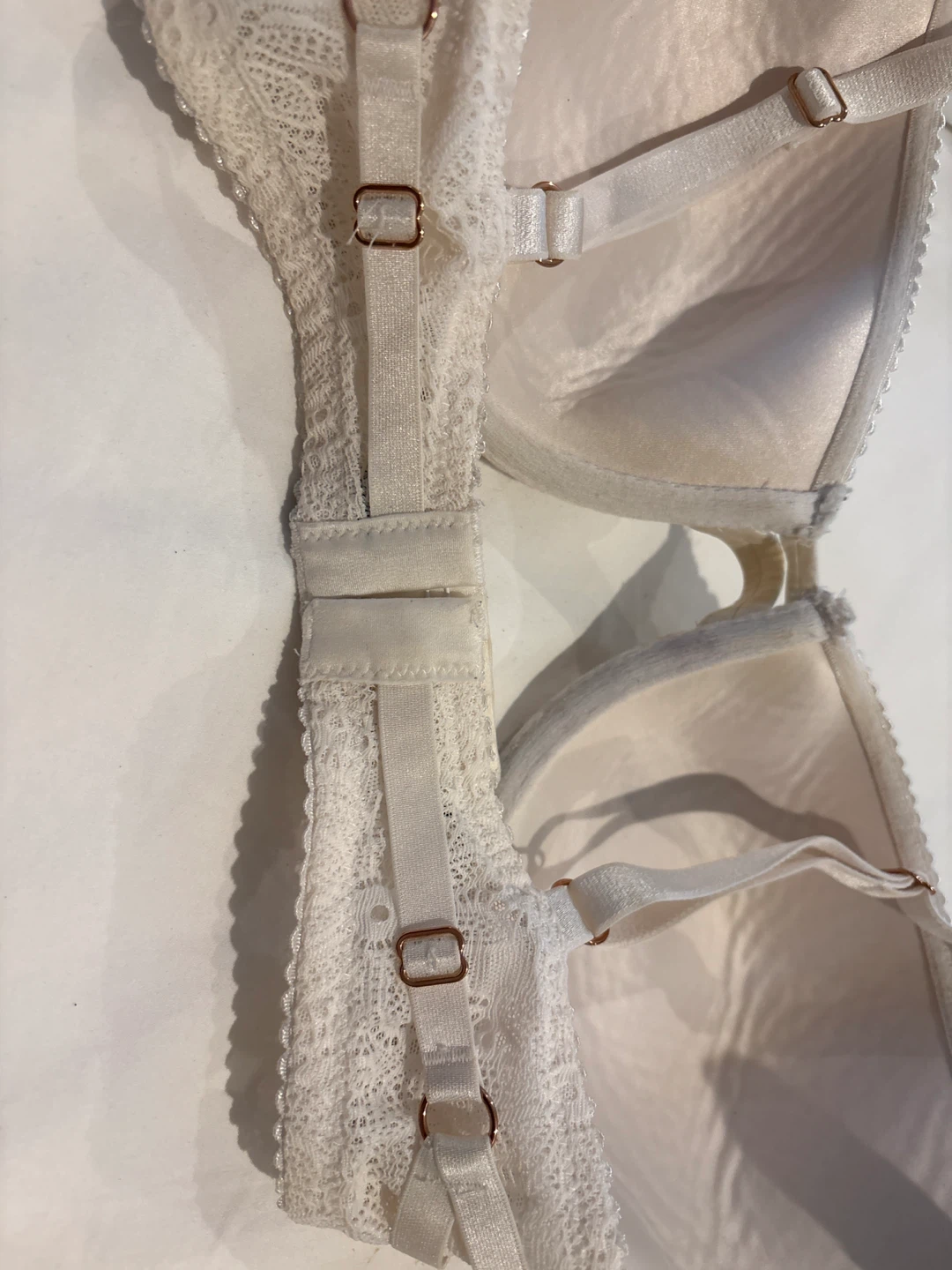 Victoria's Secret "Very Sexy" Lightly Lined Plunge Bra - photo 3