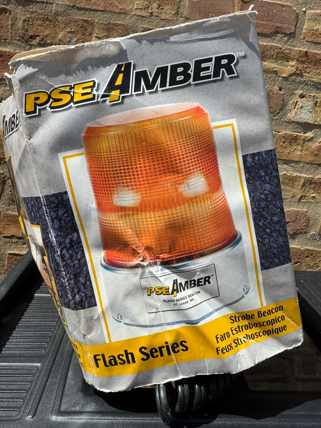 PSE Amber Strobe Beacon Light - photo 3