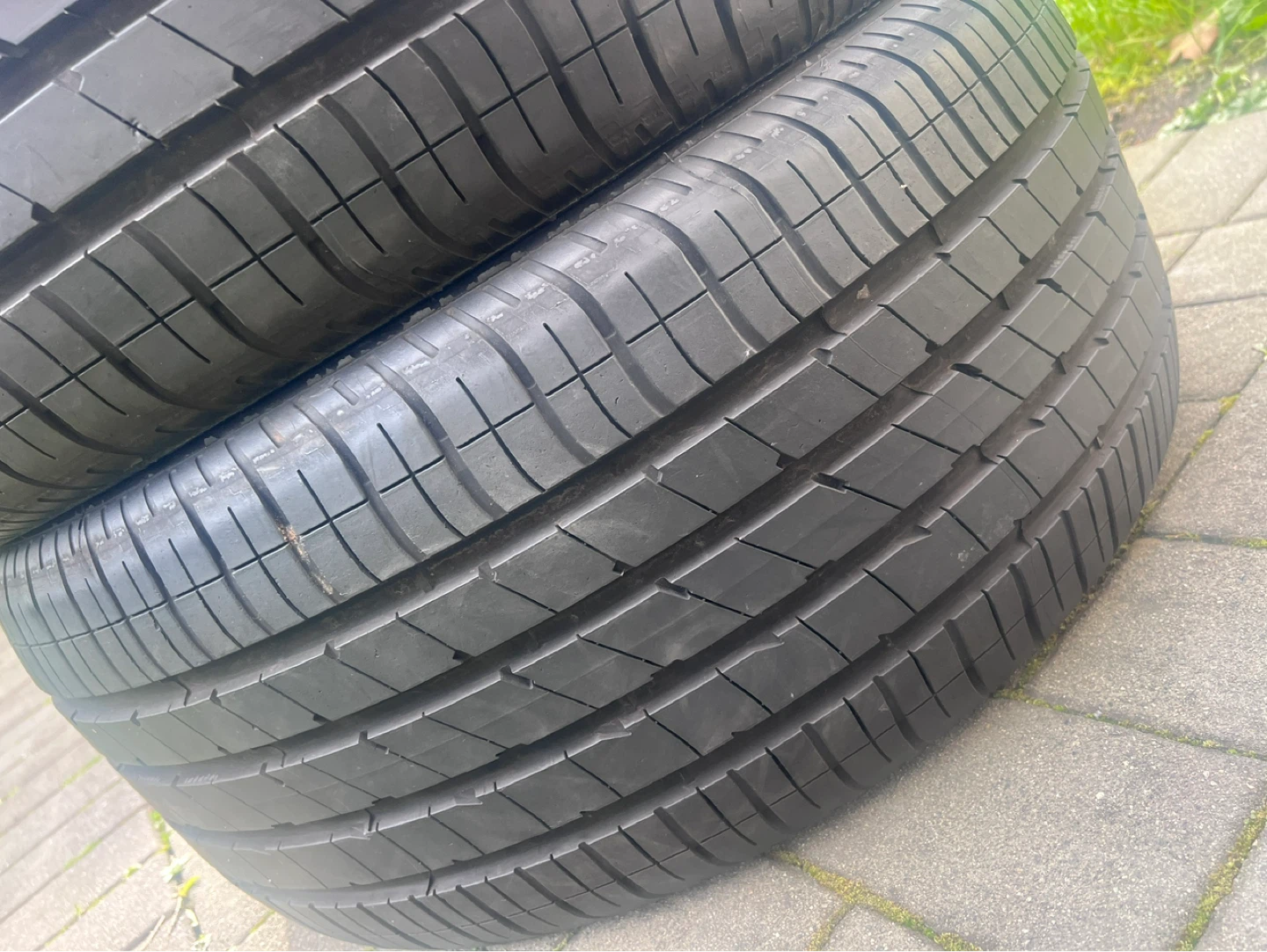 Goodyear Eagle F1 Asymmetric 5 Tires (255/40R20) - photo 5