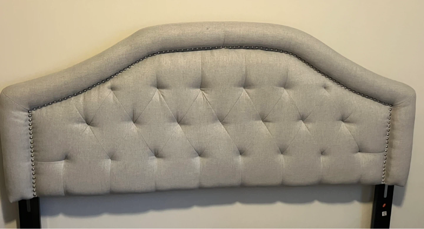 MOVING SALE!! SATURDAY PICKUP! Queen sized headboard for sale!