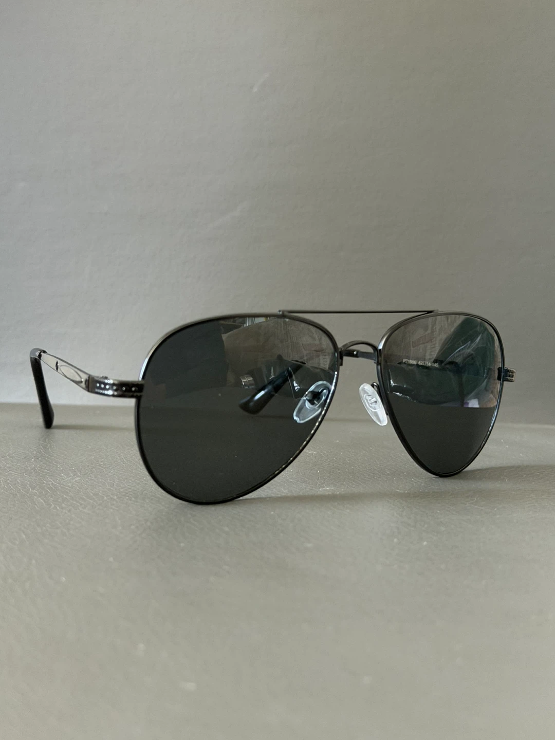 Aviator Sunglasses - Black&Gold