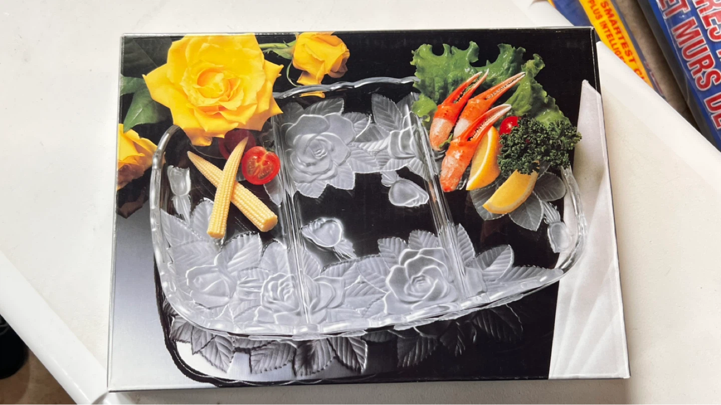 Studio Nova Winter Rose Divided Relish Tray - photo 3