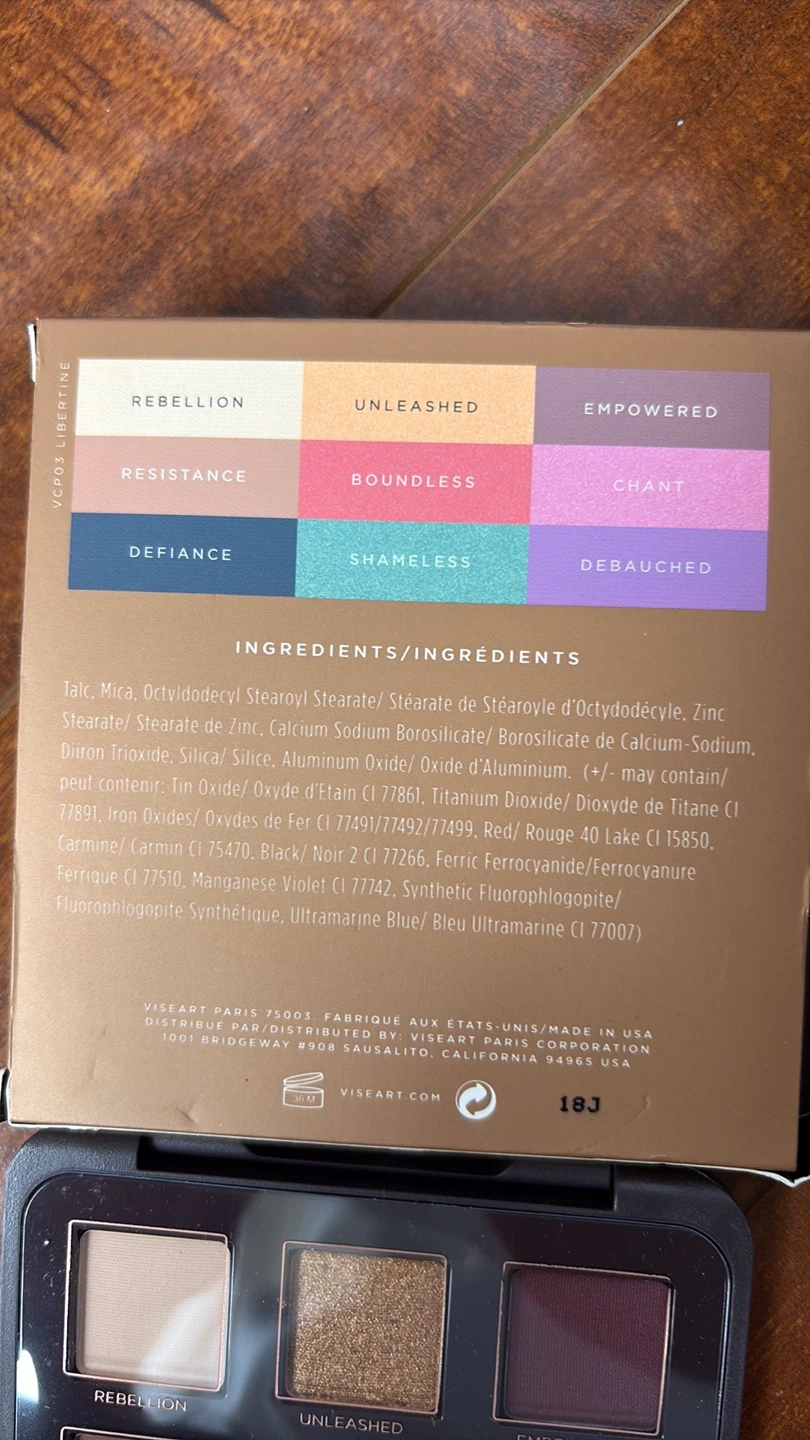 VISEART Libertine 9 Shade Professional Eye Shadow Palette - photo 3