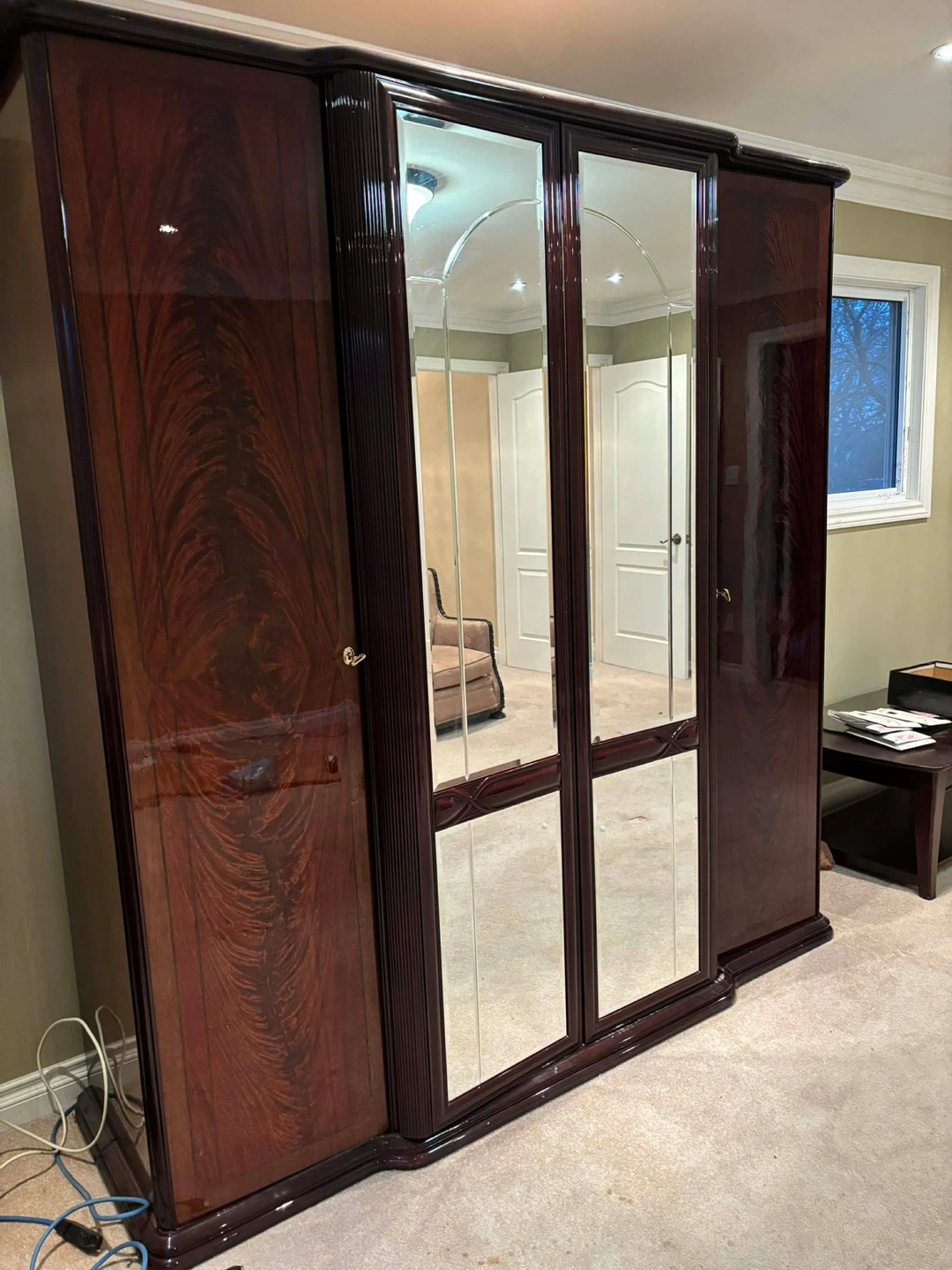 Wardrobe Armoire with Mirrors. Almirah