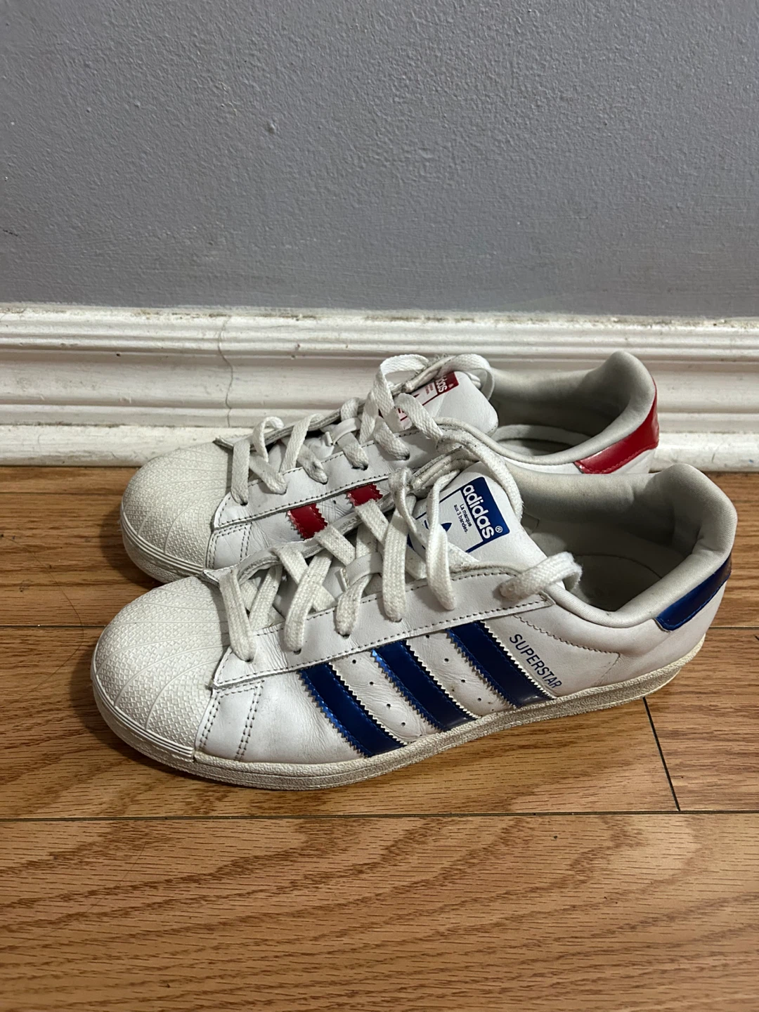 Size 7.5 Women Adidas Superstar Shoes  Red and Blue Accents - photo 4
