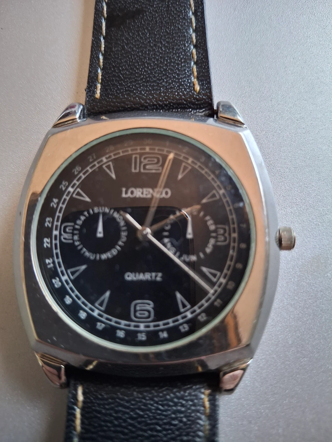 Lorenzo quartz watch with leather band