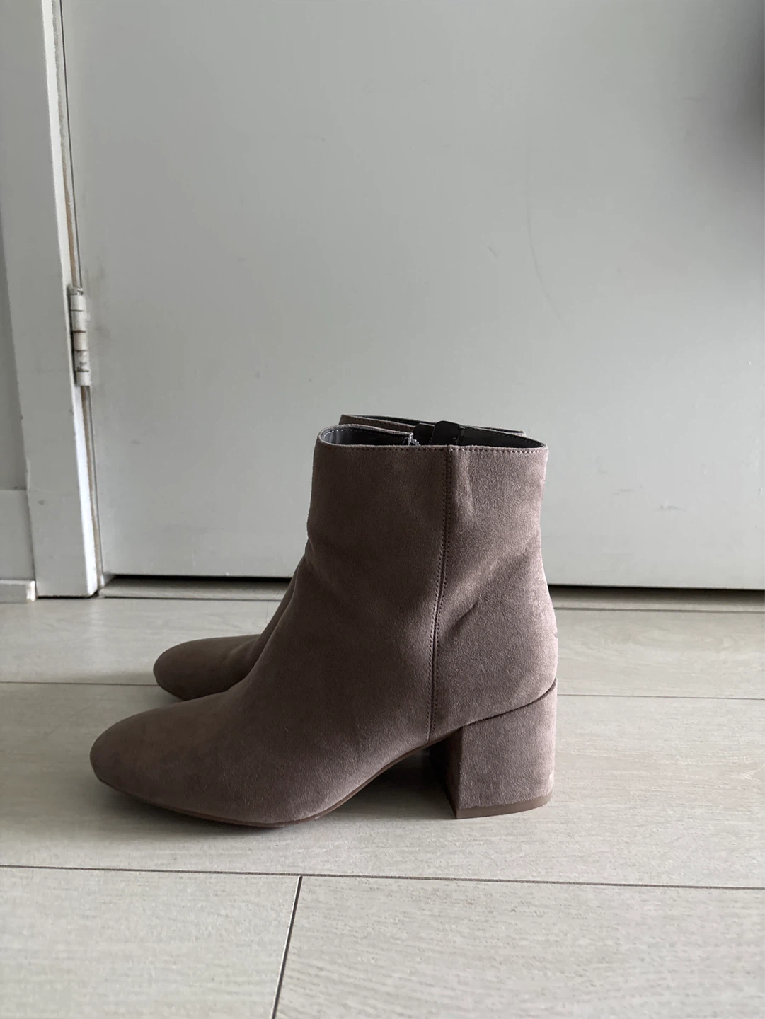 Women's Boots - Size 8