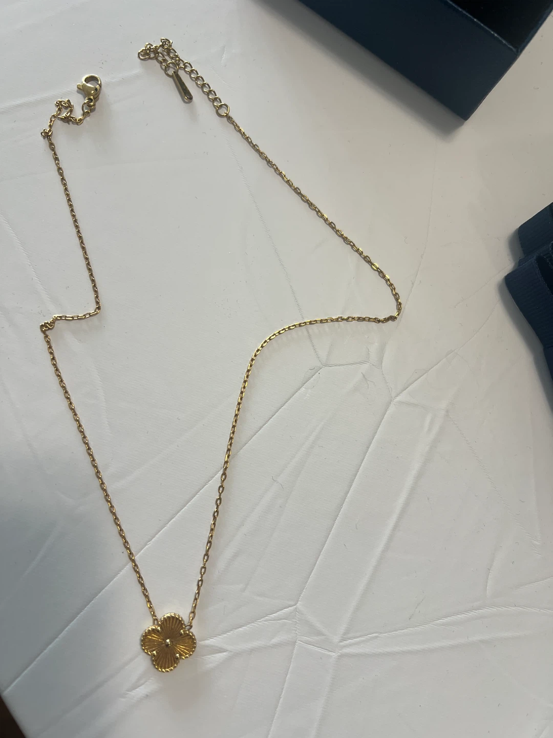 ALIYAH JEWELRY Gold Clover Necklace - photo 5