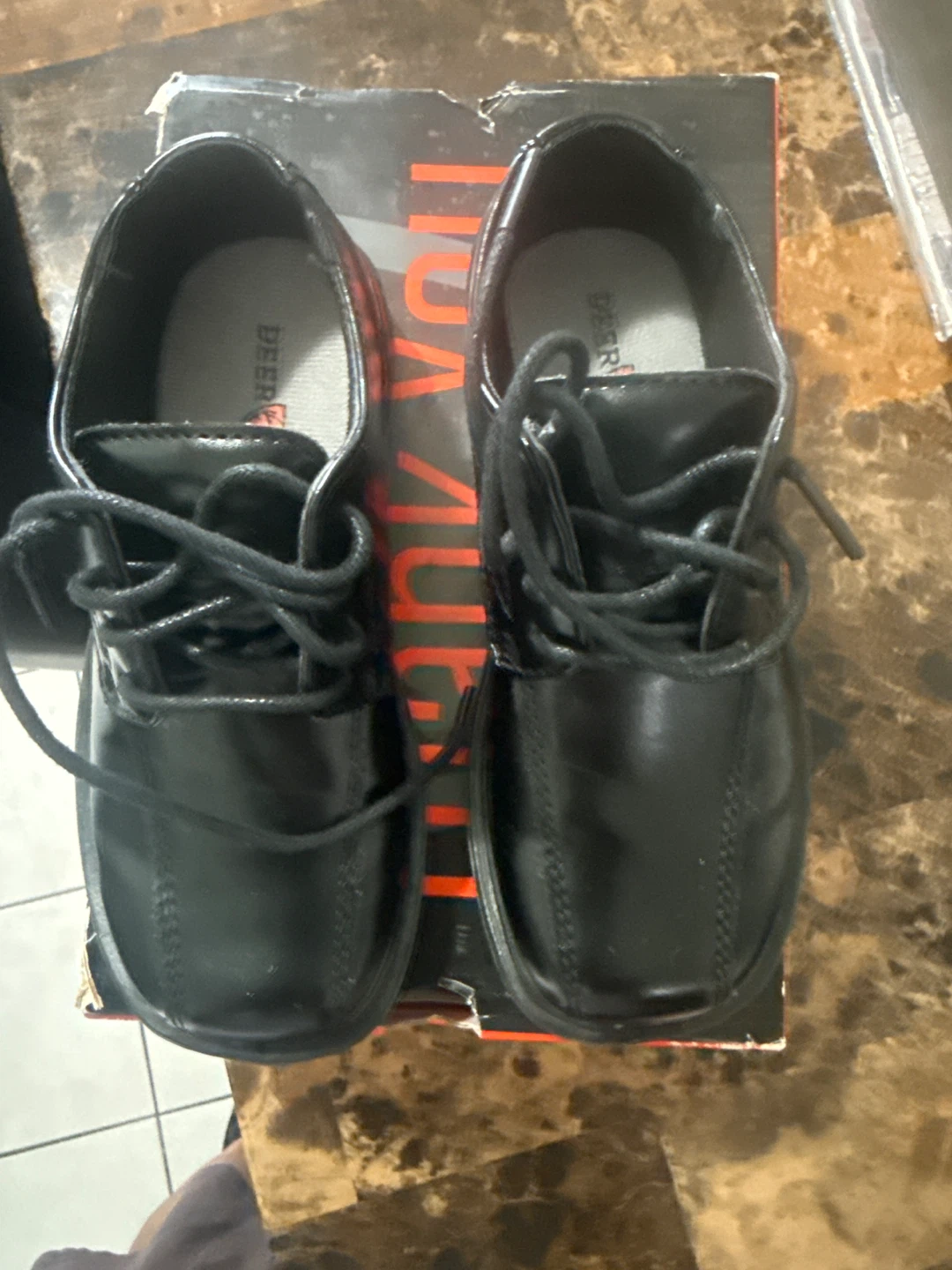 Deer Stags Gabe Black HTEC Dress Shoes - Size 11.5