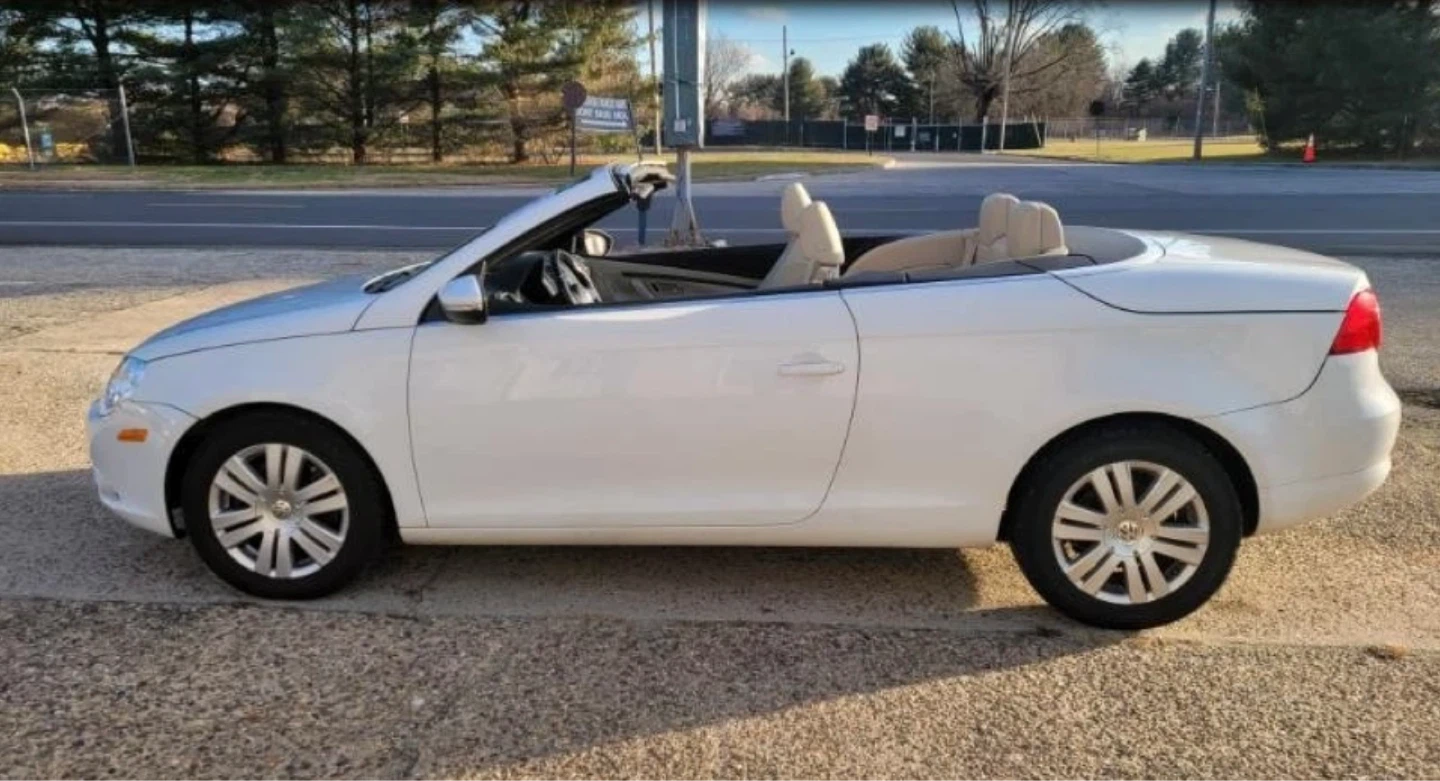 2008 White Volkswagen EOS Convertible - photo 5