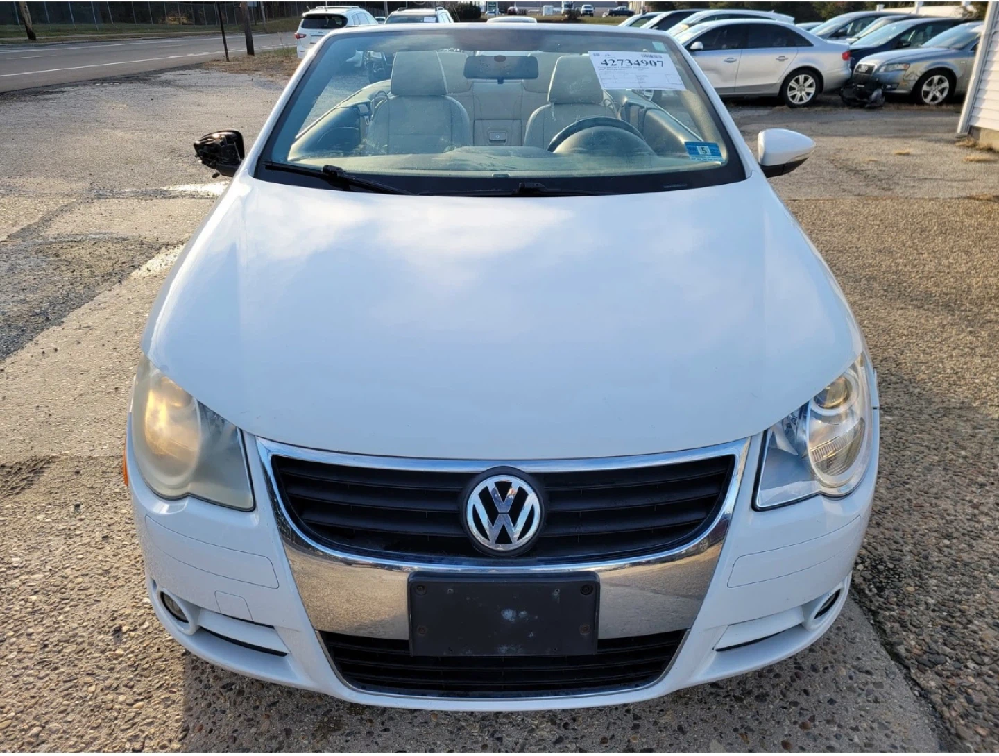 2008 White Volkswagen EOS Convertible