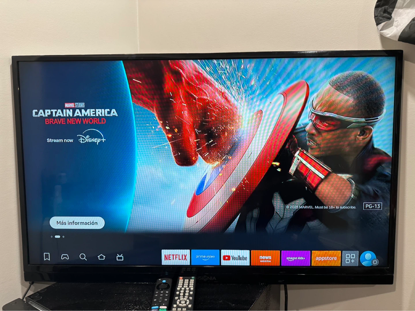 Insignia 39-inch LED TV