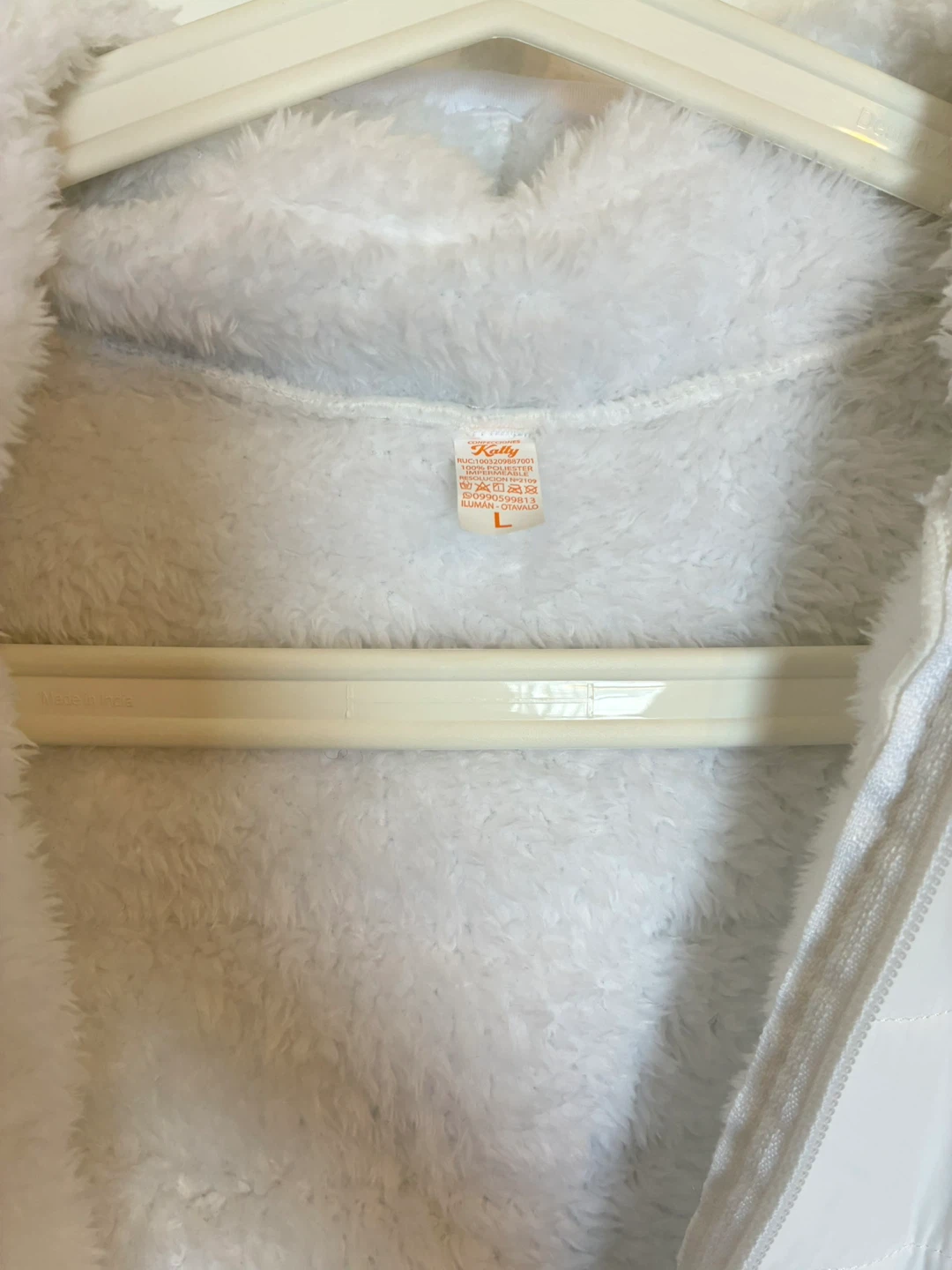 White Puffer Jacket with soft plush lining - photo 5