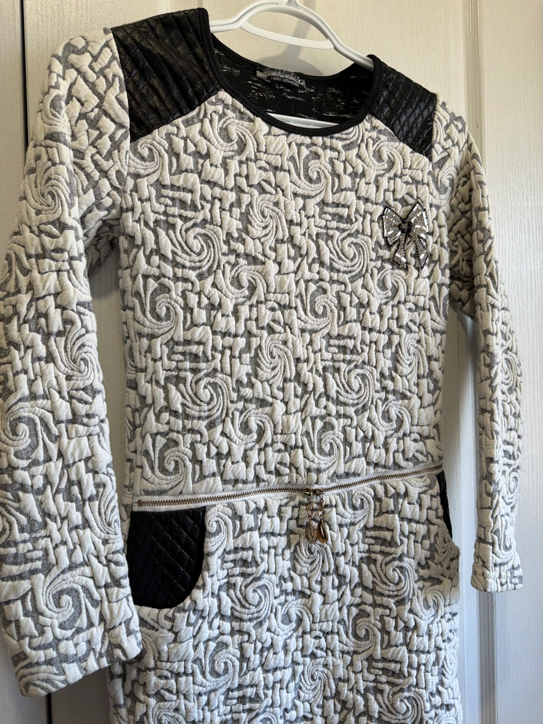 Girls Quilted Dress with Bow Detail - photo 2