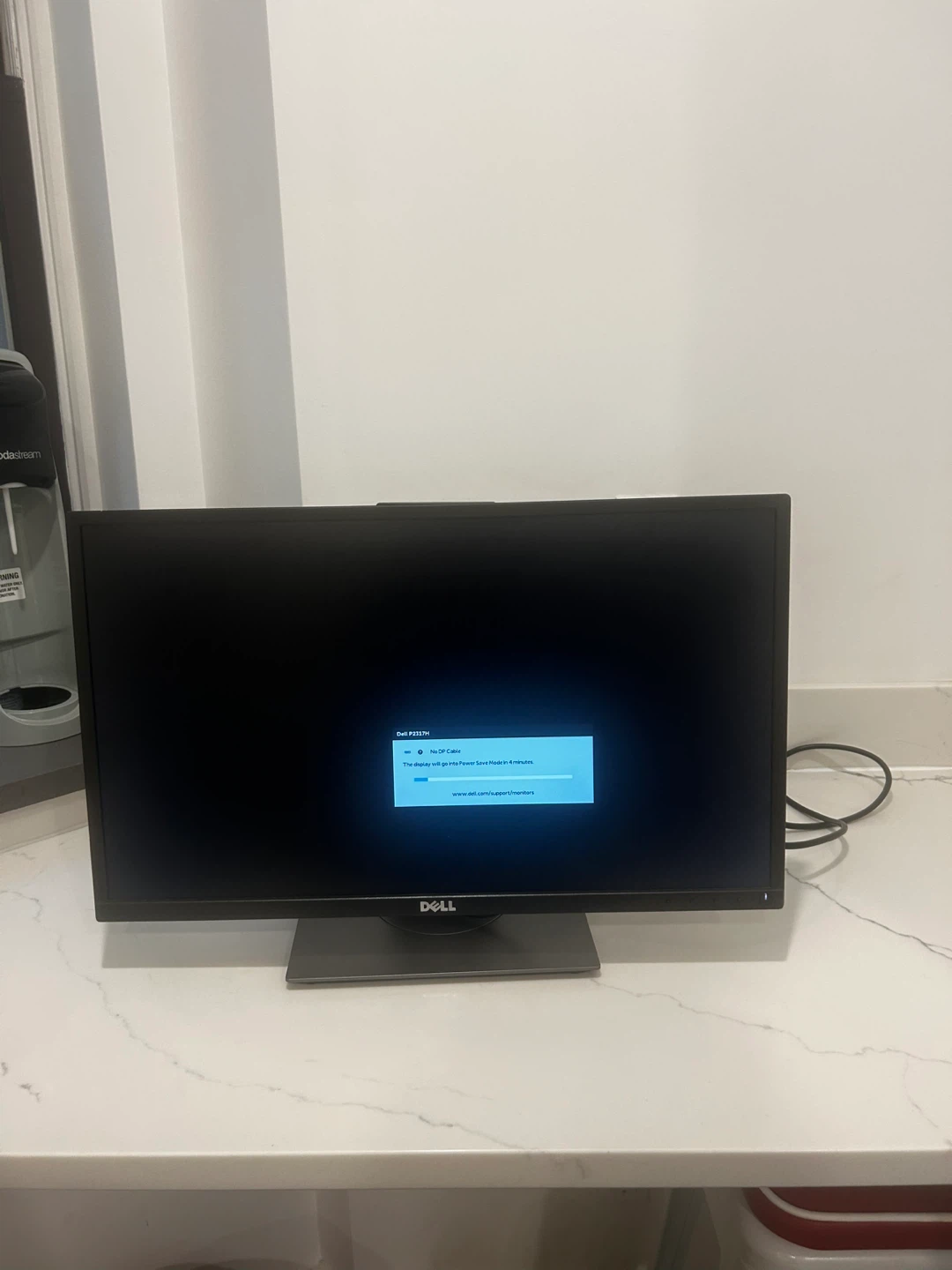 21" HP EliteDisplay Business Monitor- Height Adjustable - photo 2