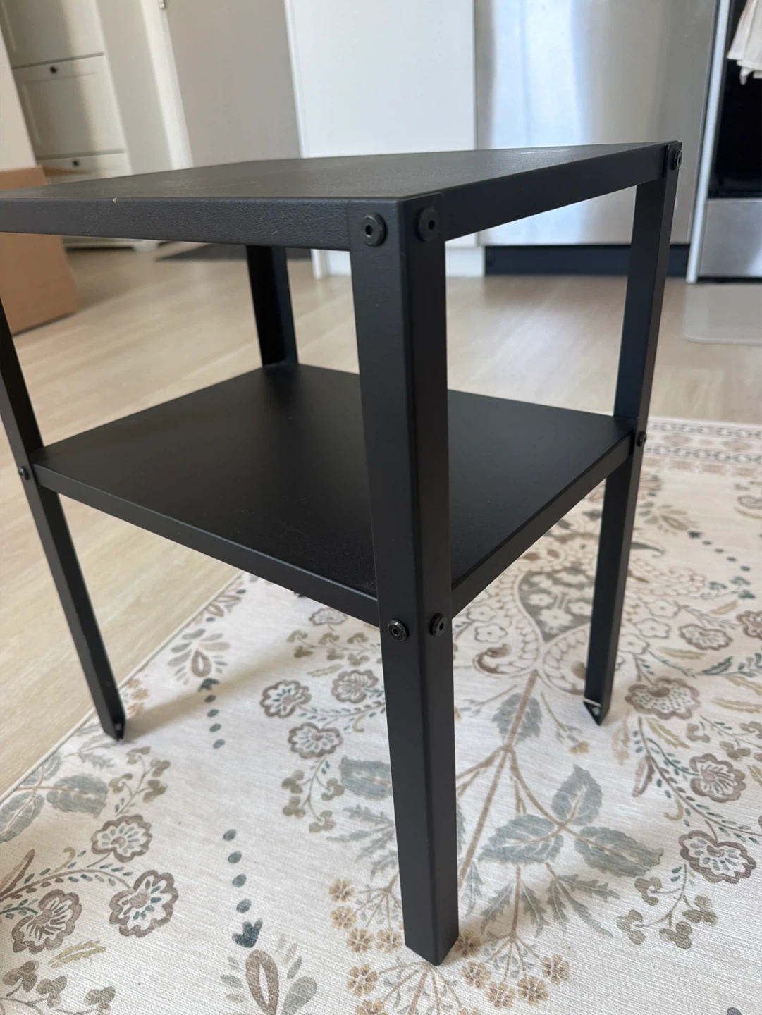 IKEA KNARREVIK Black two-tier side table - photo 4