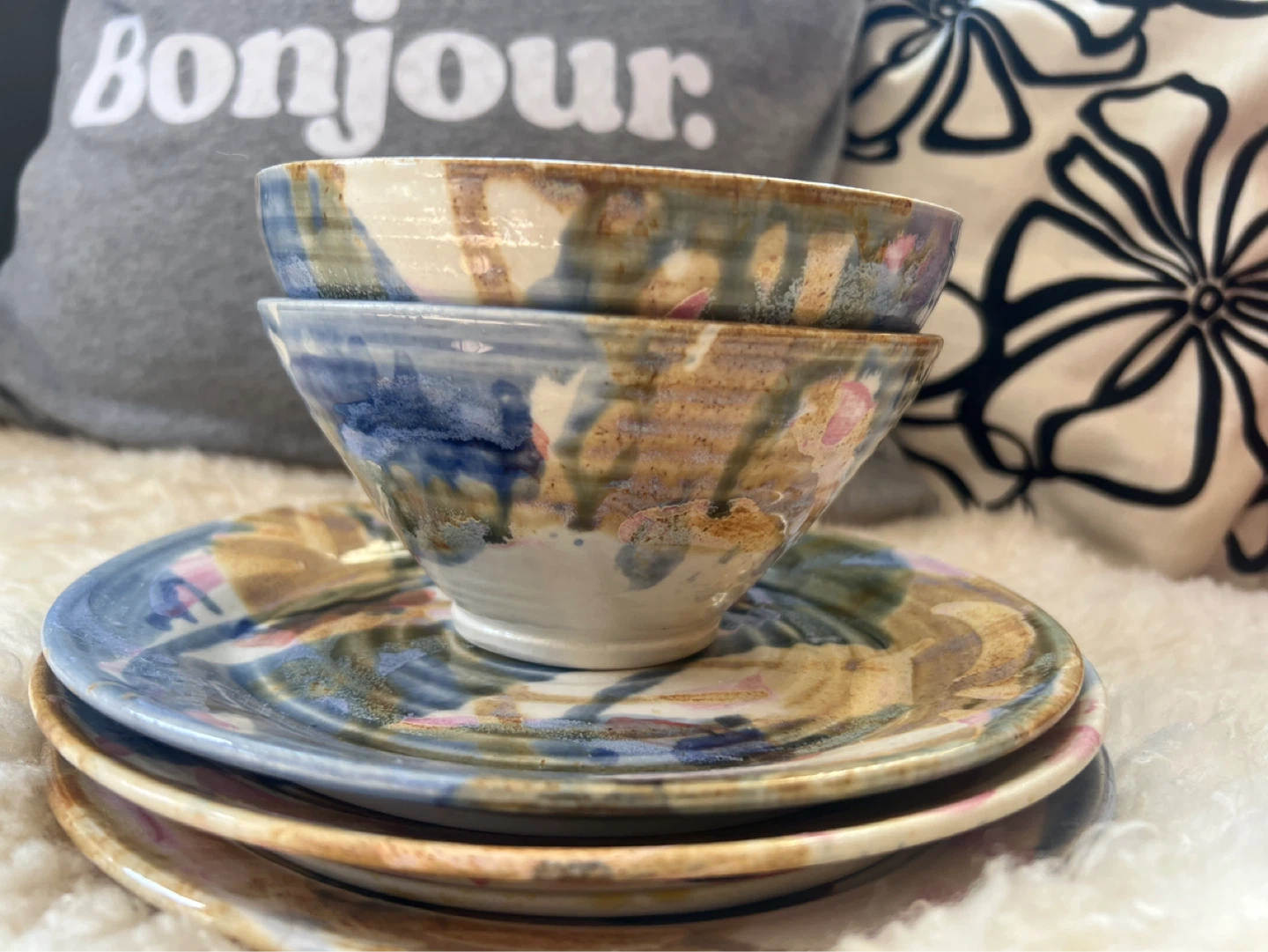 Hand-Painted Ceramic Bowl and Side plates - photo 3