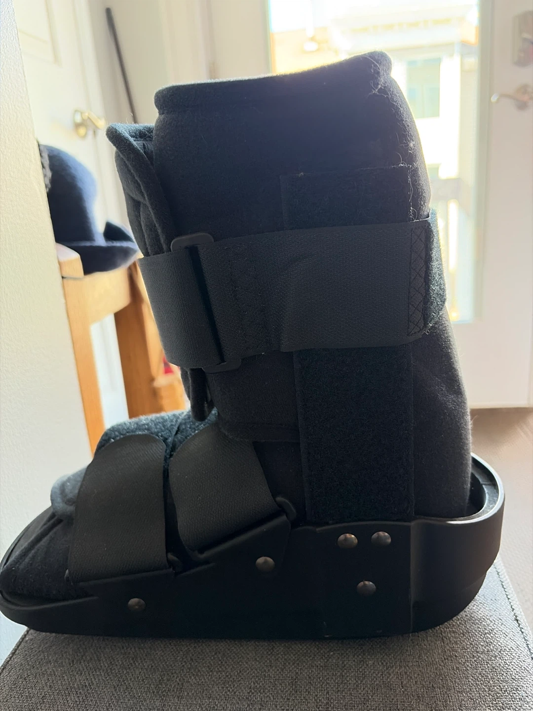 Medium Black Walking Boot size 10 women’s - photo 3