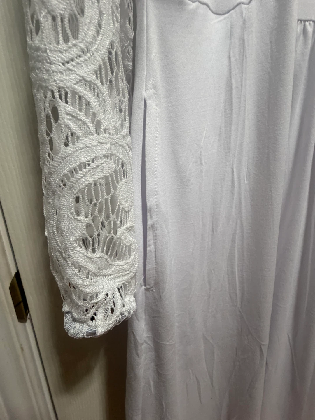 White Maxi Dress with Lace Sleeves - photo 2