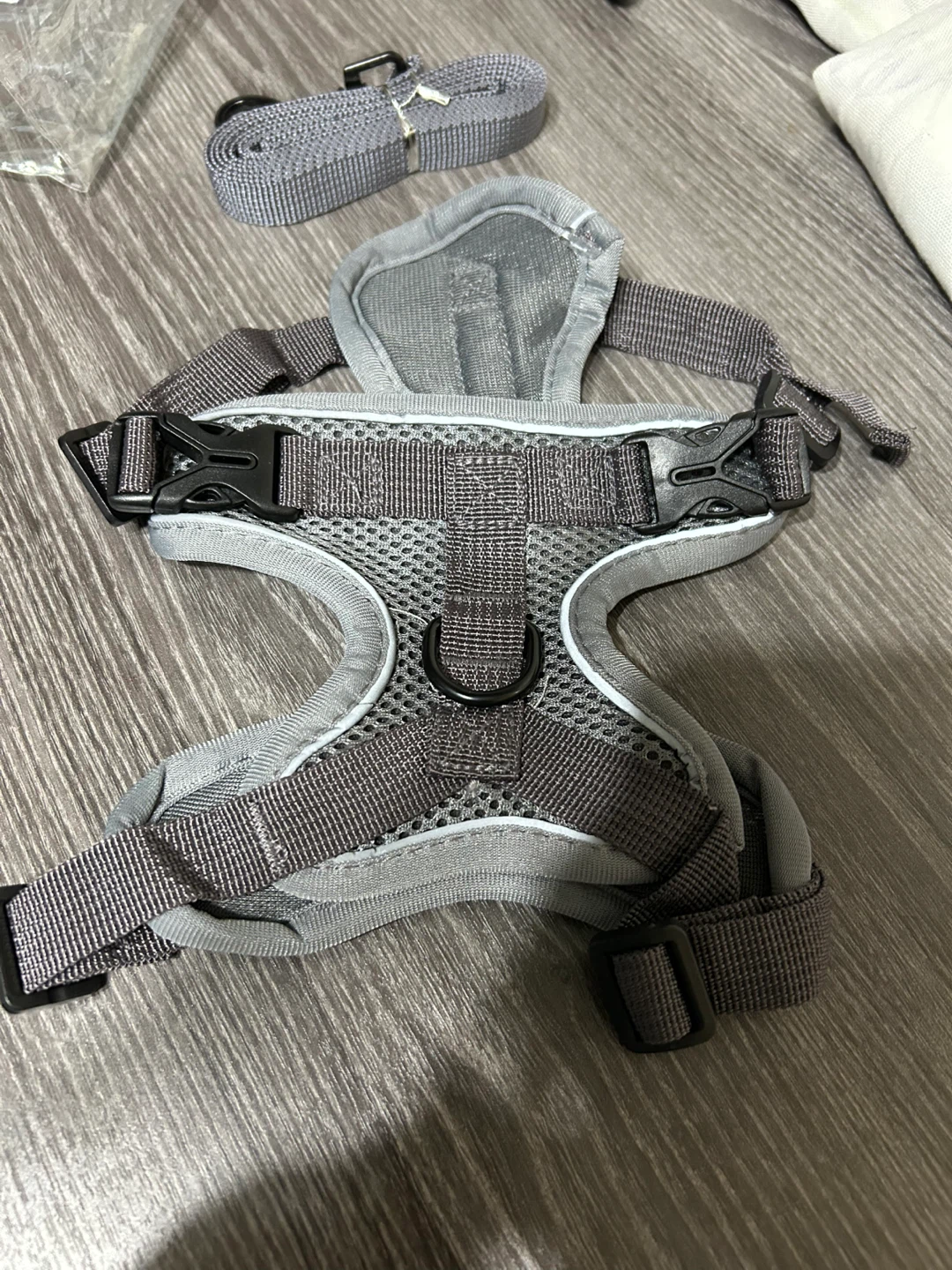 Adjustable Cat and Dog Harness and Leash Set (Grey XL) - photo 3