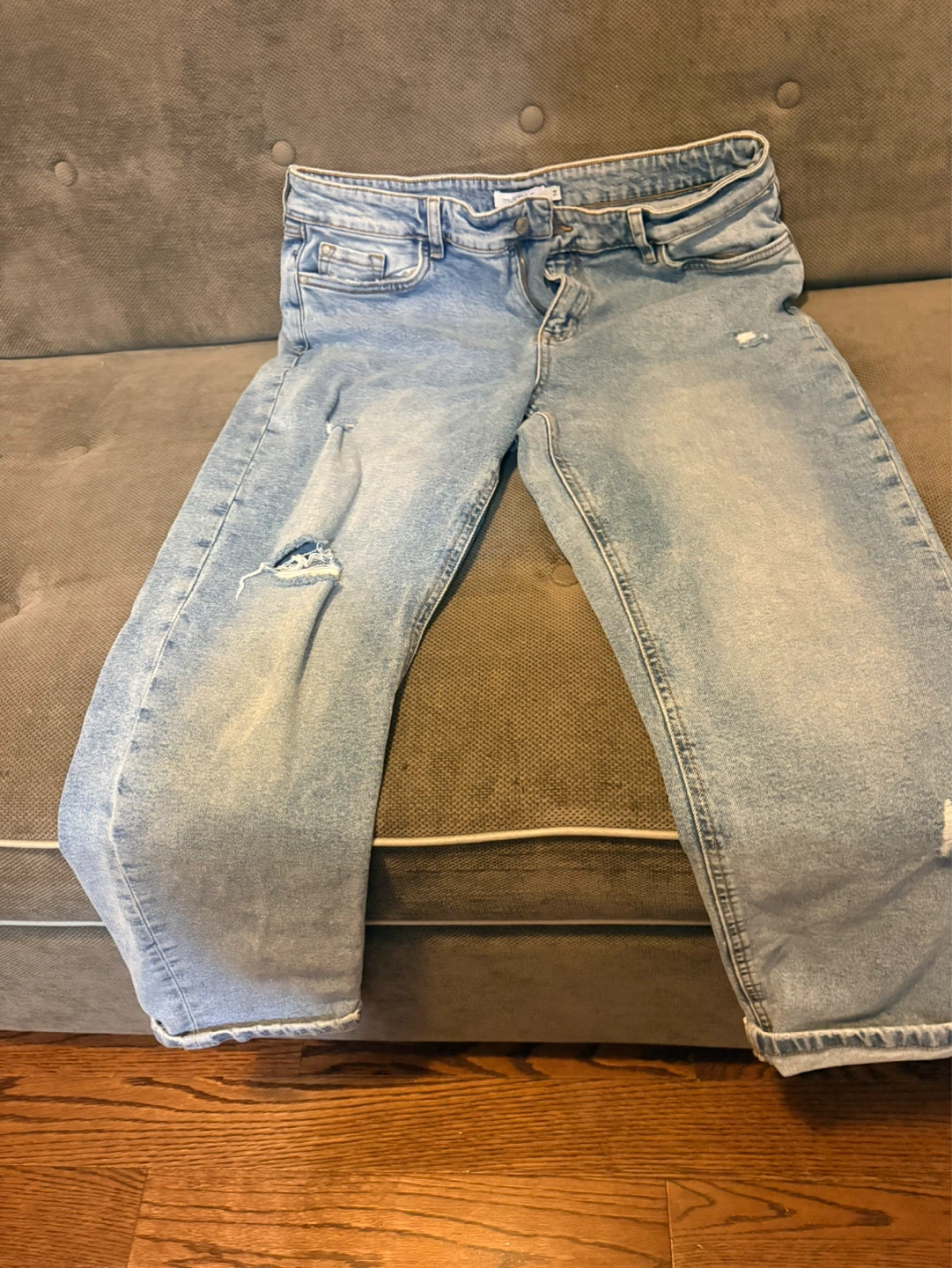 #cleanout  Distressed Vintage Denim Jeans Size 14