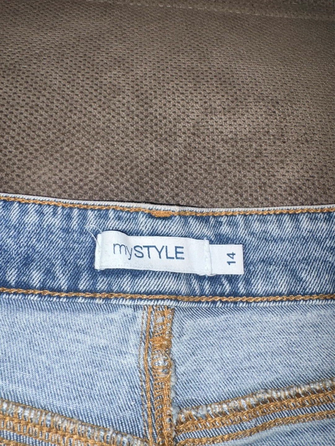 #cleanout  Distressed Vintage Denim Jeans Size 14 - photo 3