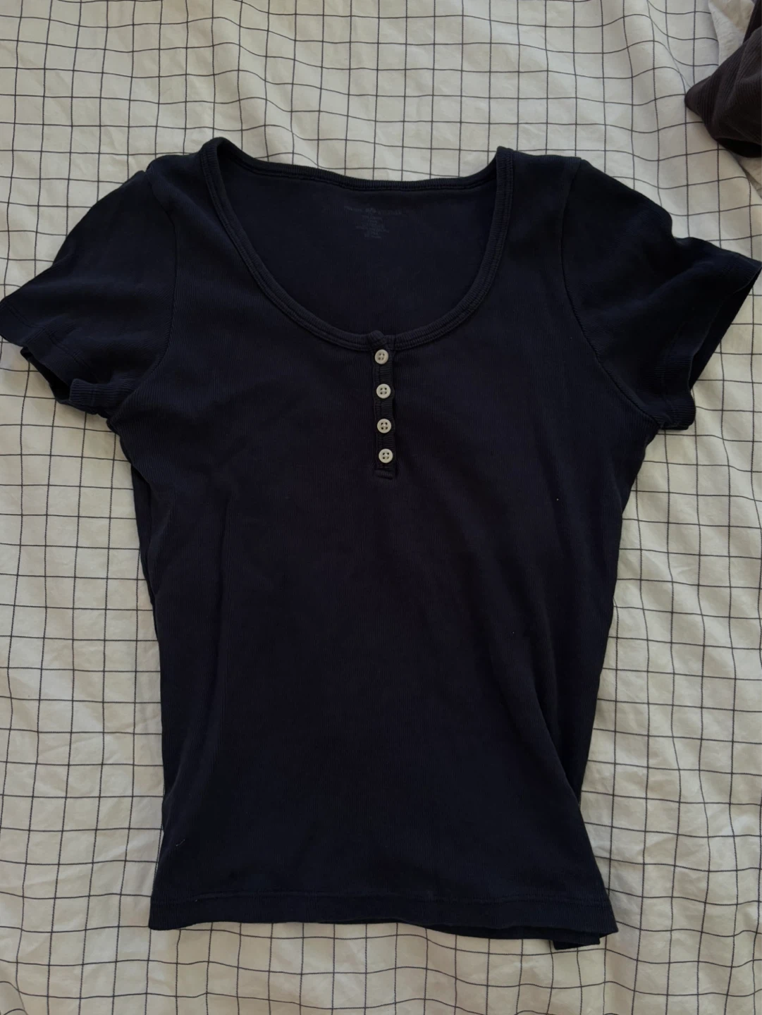 Brandy Melville Navy Blue Ribbed Henley Top - photo 2
