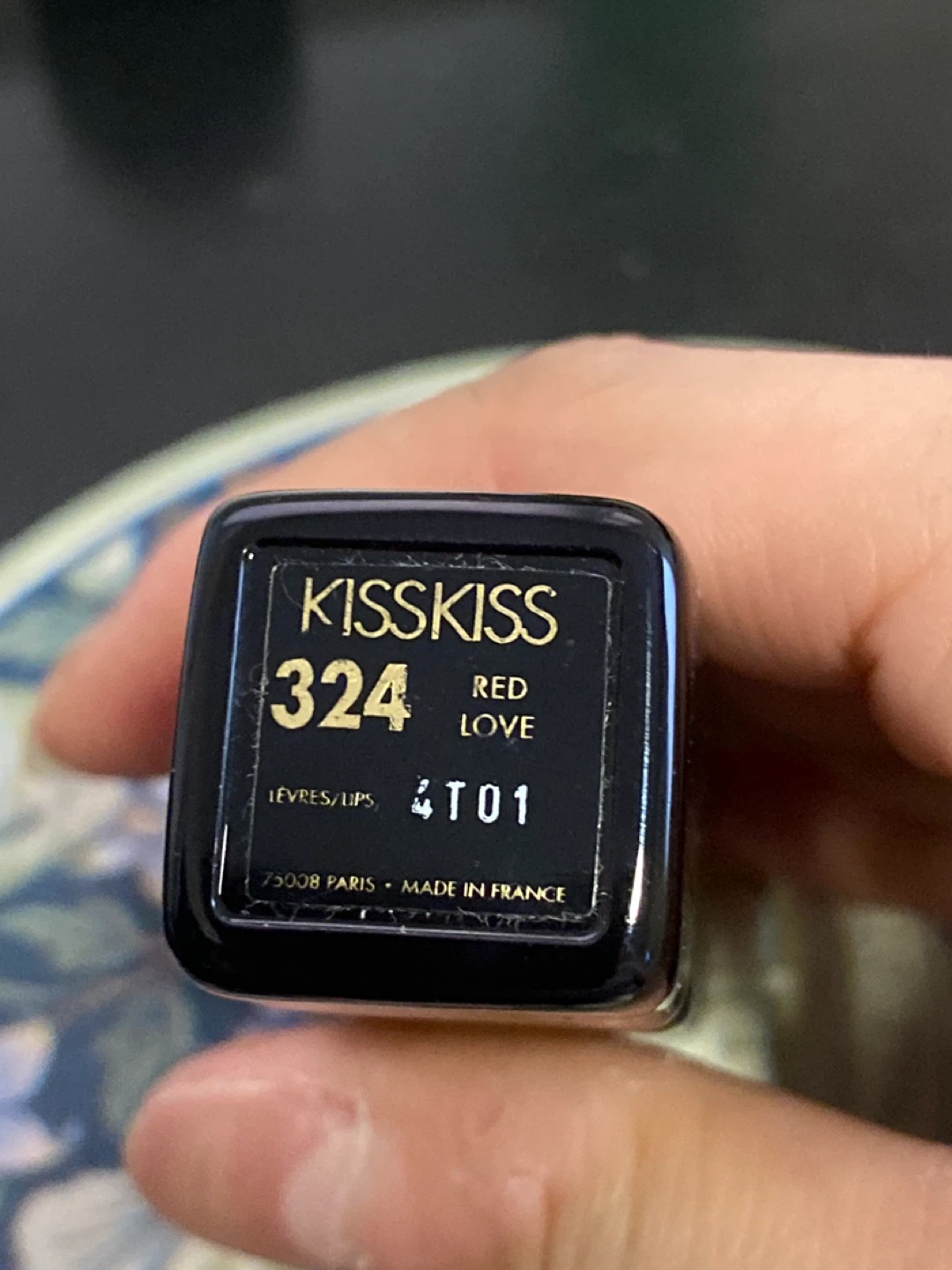 Guerlain KissKiss Lipstick 324 Red Love - photo 2