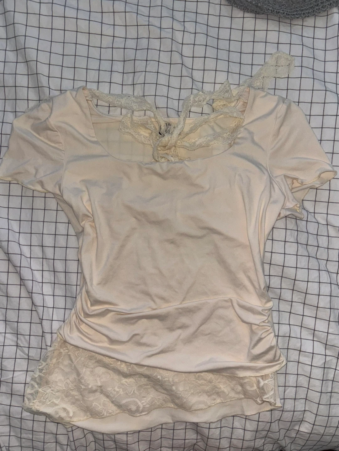 Cream coloured top